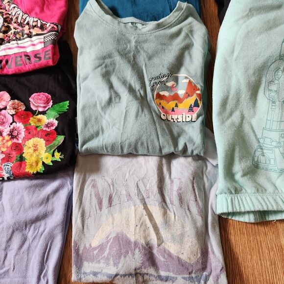 Girls Clothing Lot 16pc Sz Medium Sleeveless, Short Sleeve, Sweatshirts, Leggin - Picture 6 of 10